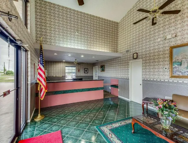 Econo Lodge Falfurrias Hwy 281 hotel detail image 4