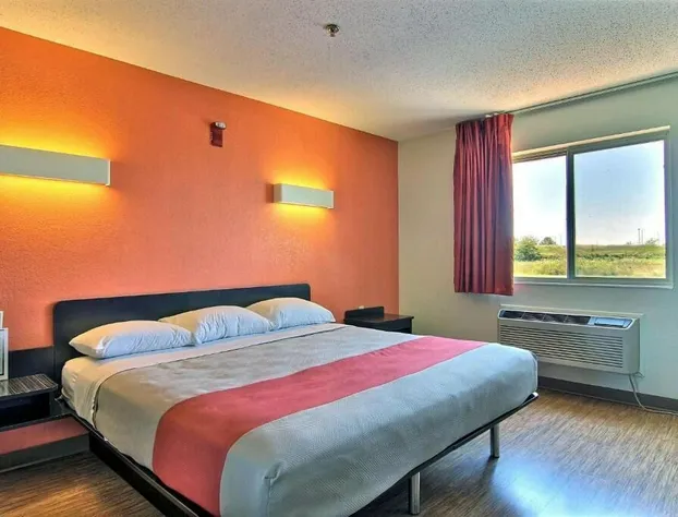 Ameri Vu Inn hotel detail image 1