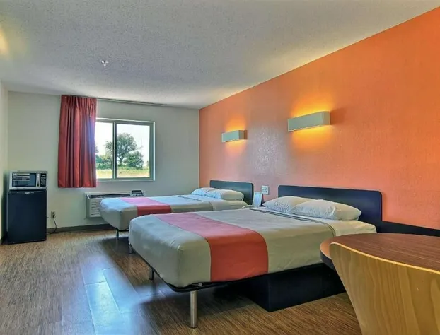 Ameri Vu Inn hotel detail image 2