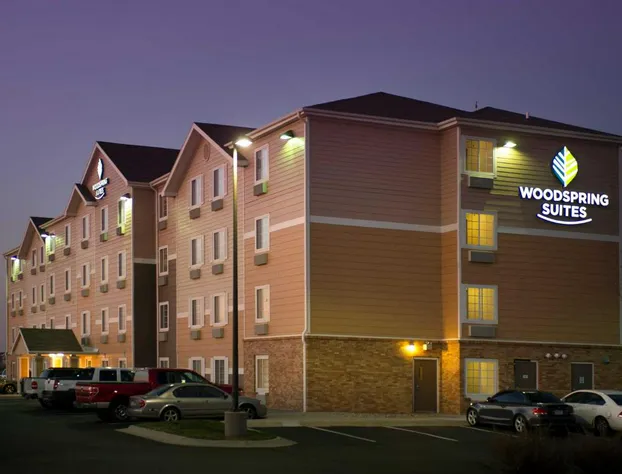 WoodSpring Suites Lincoln Northeast I-80 hotel detail image 4