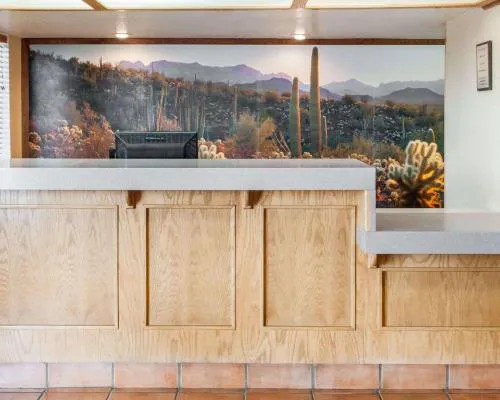 Econo Lodge Lordsburg I-10 hotel detail image 1