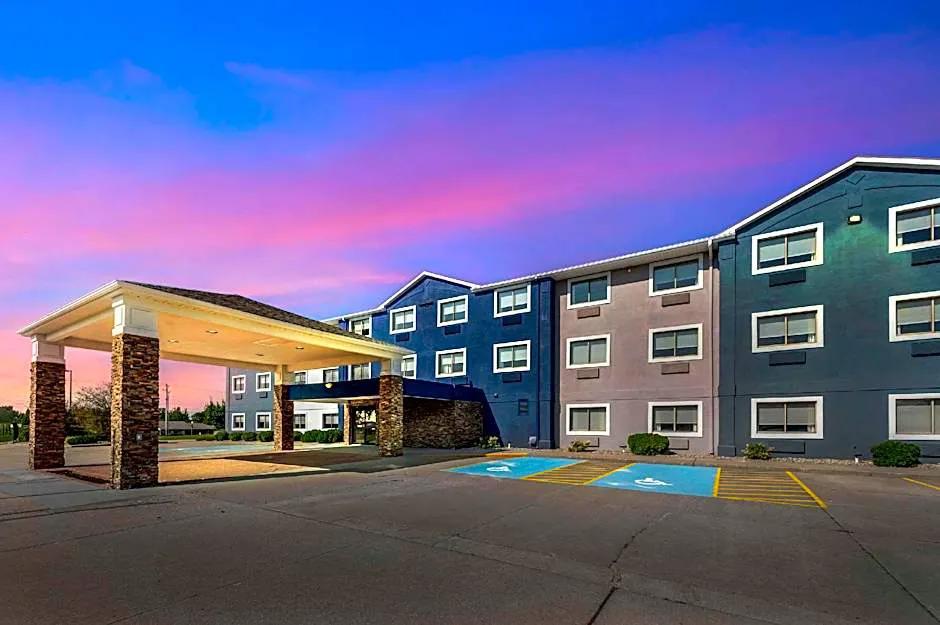 Comfort Inn hotel hero