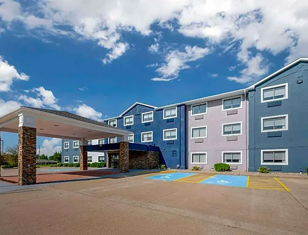 Comfort Inn hotel detail image 3