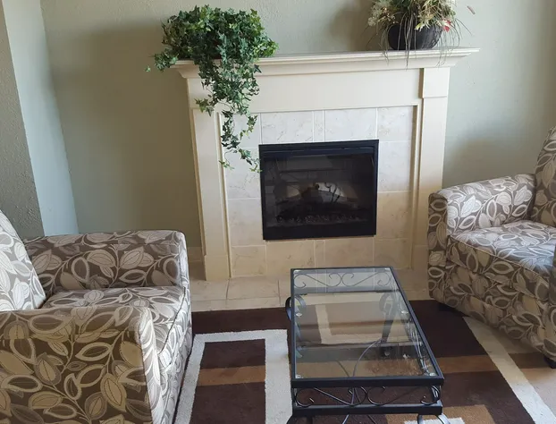 Super 8 by Wyndham Pincher Creek AB hotel detail image 3