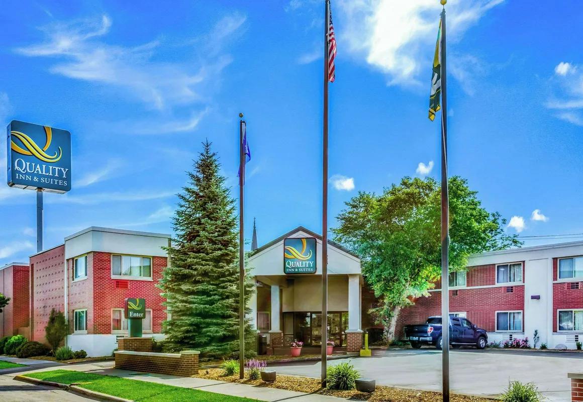 Quality Inn & Suites Green Bay Downtown hotel hero