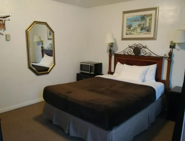 Bay Bridge Motel hotel detail image 4