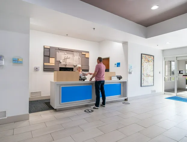 Holiday Inn Express Hotel & Suites Bedford by IHG hotel detail image 4