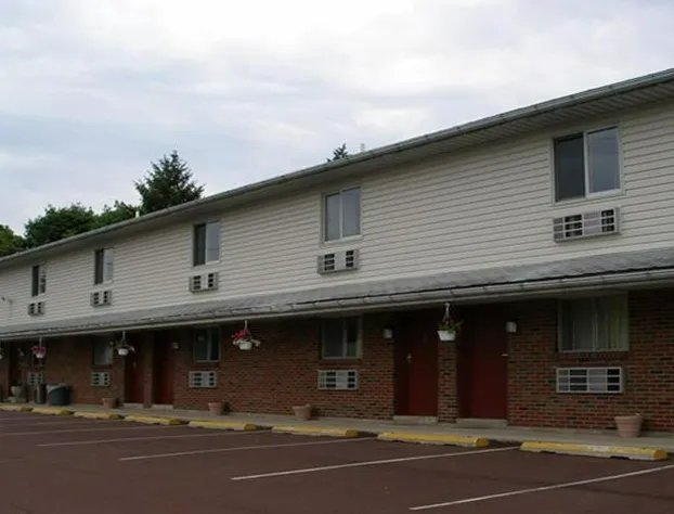 Knights Inn Center Valley hotel detail image 1