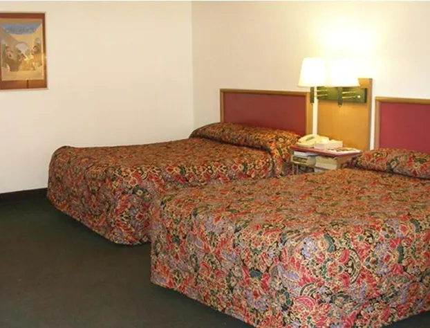 Knights Inn Center Valley hotel detail image 4