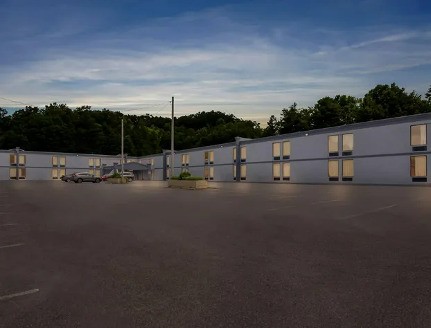 Econo Lodge Mt. Hope - Beckley hotel detail image 2