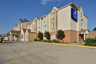 Americas Best Value Inn & Suites Lake Charles at I-210 Exit 5 hotel hero