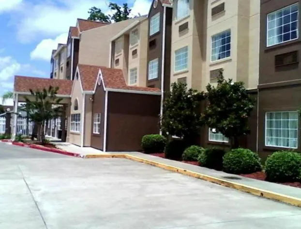 Americas Best Value Inn & Suites Lake Charles at I-210 Exit 5 hotel detail image 3