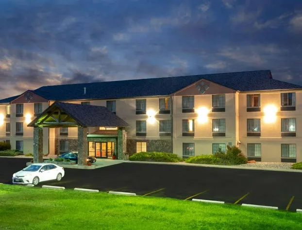 Summerset Hotel & Suites hotel detail image 1