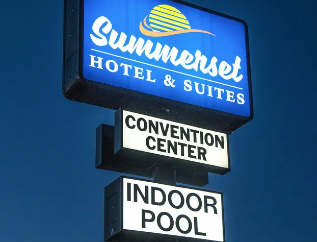 Comfort Inn & Suites Summerset - North Rapid City hotel detail image 1