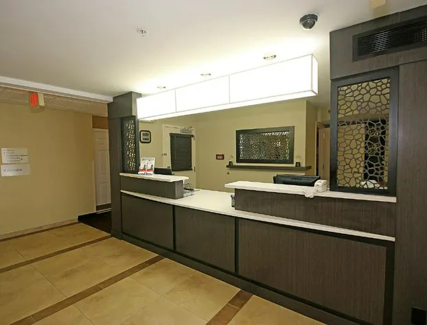 Candlewood Suites Newport News/Yorktown by IHG hotel detail image 4