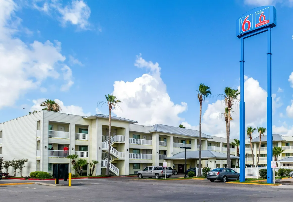 Studio 6 Corpus Christi, TX - North hotel hero