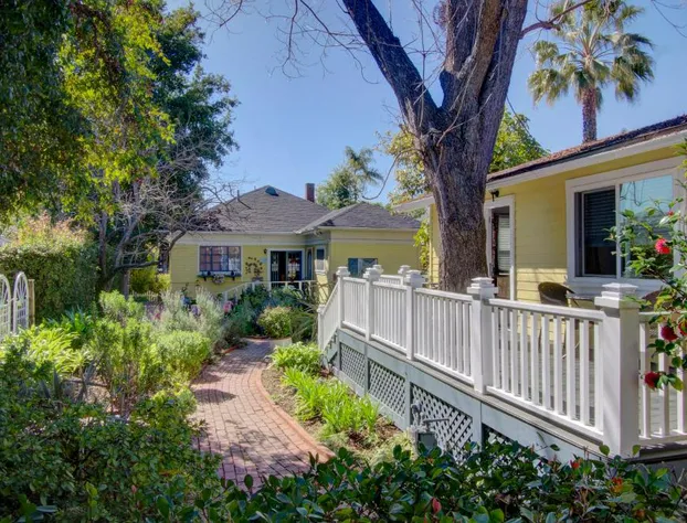 Secret Garden Inn and Cottages hotel detail image 2