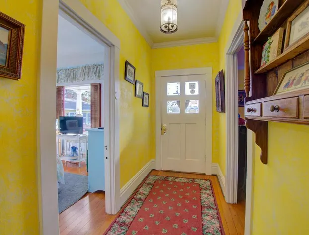 Secret Garden Inn and Cottages hotel detail image 4