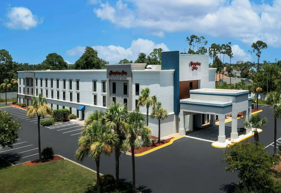 Hampton Inn Panama City Beach hotel hero