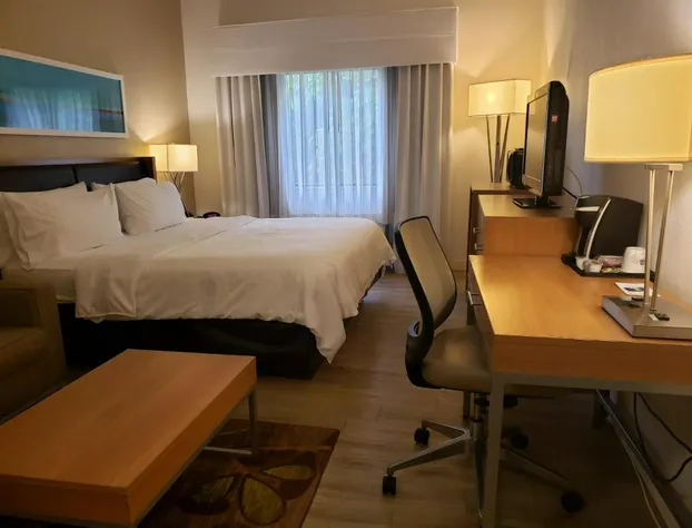 Holiday Inn Express Pittsburgh North by IHG hotel detail image 4