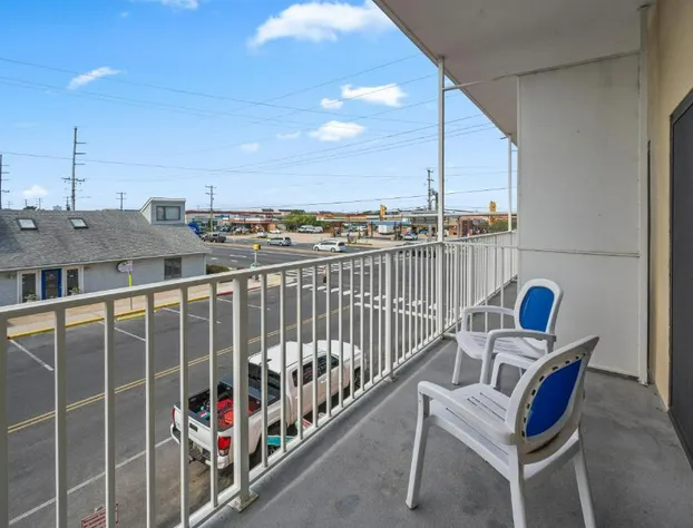 Coastal Palms Inn & Suites hotel detail image 4