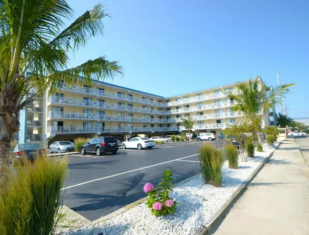 Coastal Palms Inn & Suites hotel detail image 1