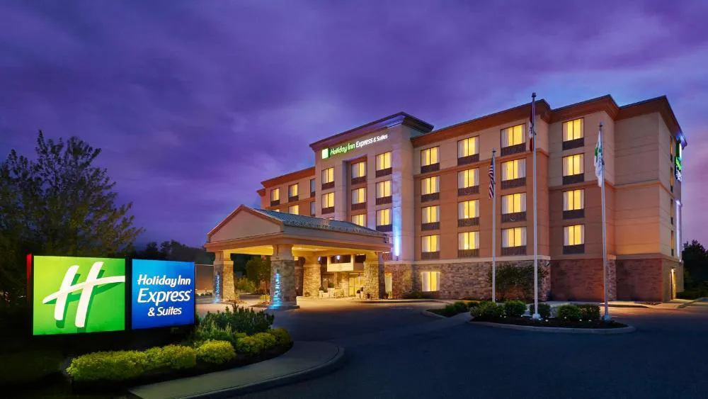Holiday Inn Express & Suites Huntsville by IHG hotel hero