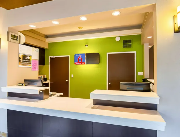 Studio 6 Concord, CA hotel detail image 4