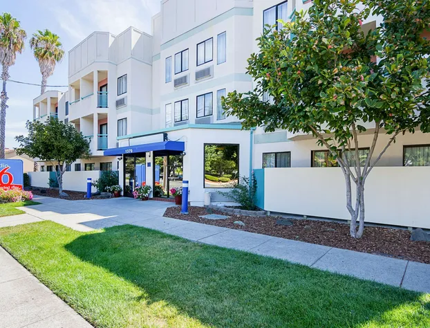 Studio 6 Concord, CA hotel detail image 3