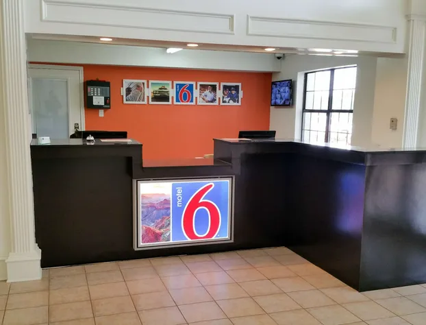 Motel 6 Palestine, TX hotel detail image 2