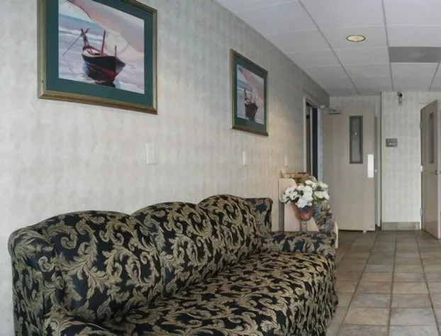 Econo Lodge Morristown West hotel detail image 2