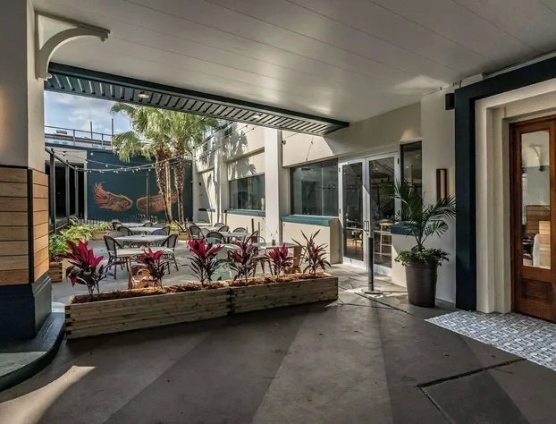 St Charles Coach House, an Ascend Collection Hotel hotel detail image 3