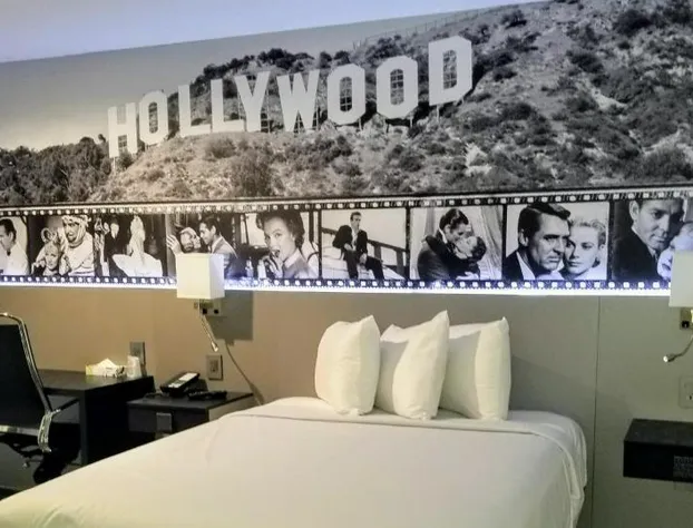 Glen Capri Inn & Suites - Burbank Universal hotel detail image 3