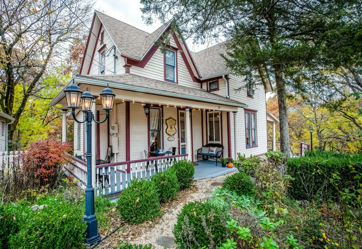 5 Ojo Inn Bed and Breakfast hotel hero