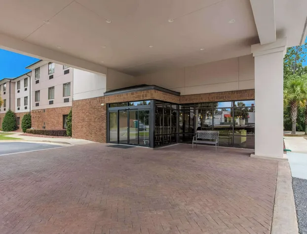 Comfort Suites North Mobile hotel detail image 1