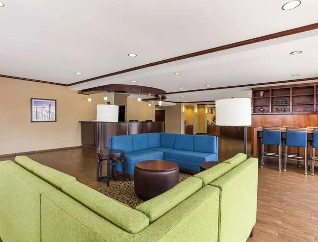 Comfort Suites North Mobile hotel detail image 3