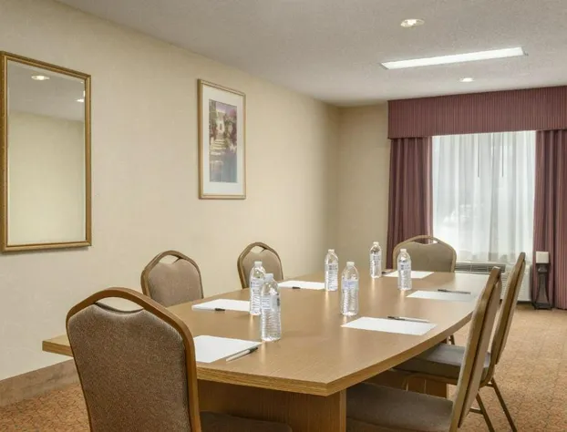Country Inn & Suites by Radisson, Kingsland, GA hotel detail image 4