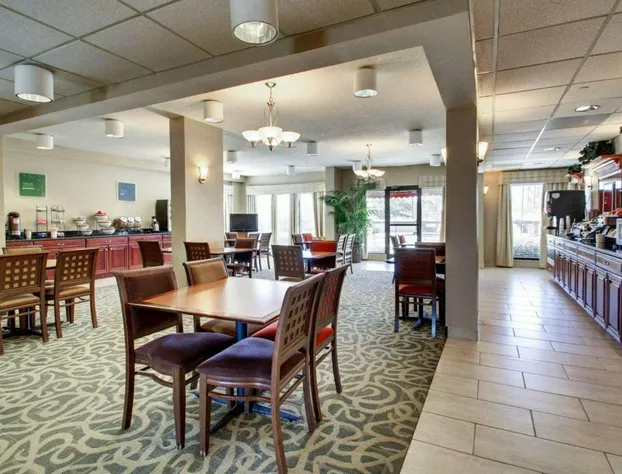 Comfort Inn & Suites Moss Point Pascagoula hotel detail image 2