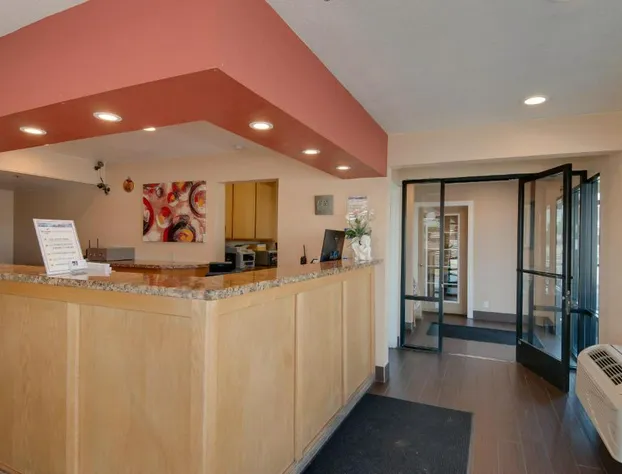 Vagabond Inn Bakersfield South hotel detail image 1