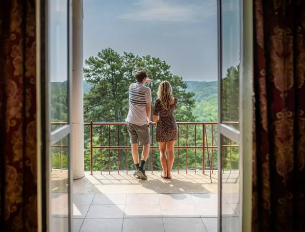 The Crescent Hotel and Spa hotel detail image 3