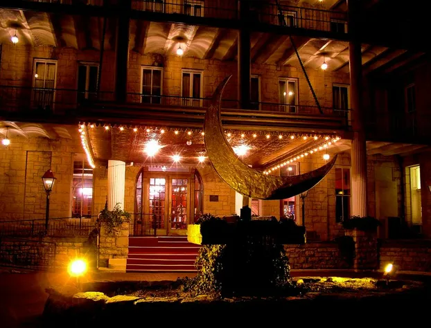 The Crescent Hotel and Spa hotel detail image 1