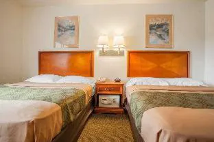 Econo Lodge Milwaukee Airport hotel detail image 4