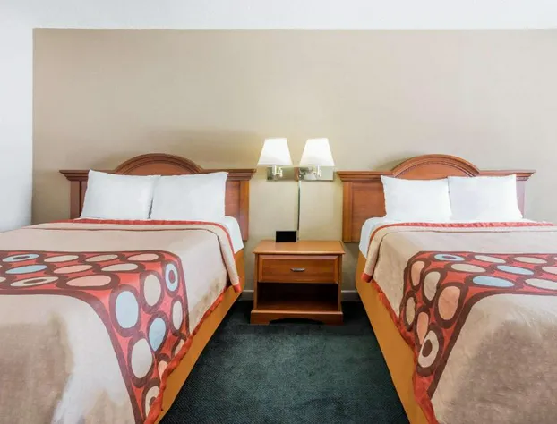 Super 8 by Wyndham Greensboro hotel detail image 1