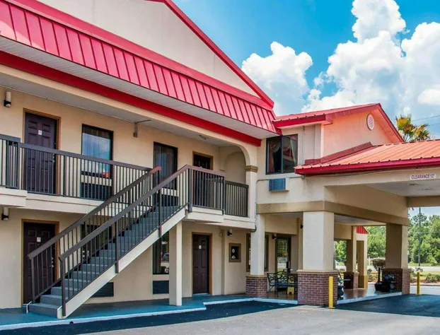 Econo Lodge Richmond Hill hotel detail image 3