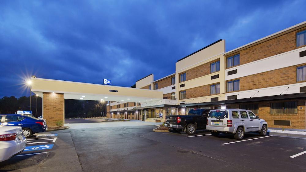 Best Western Atlanta-Marietta Ballpark Hotel hotel hero