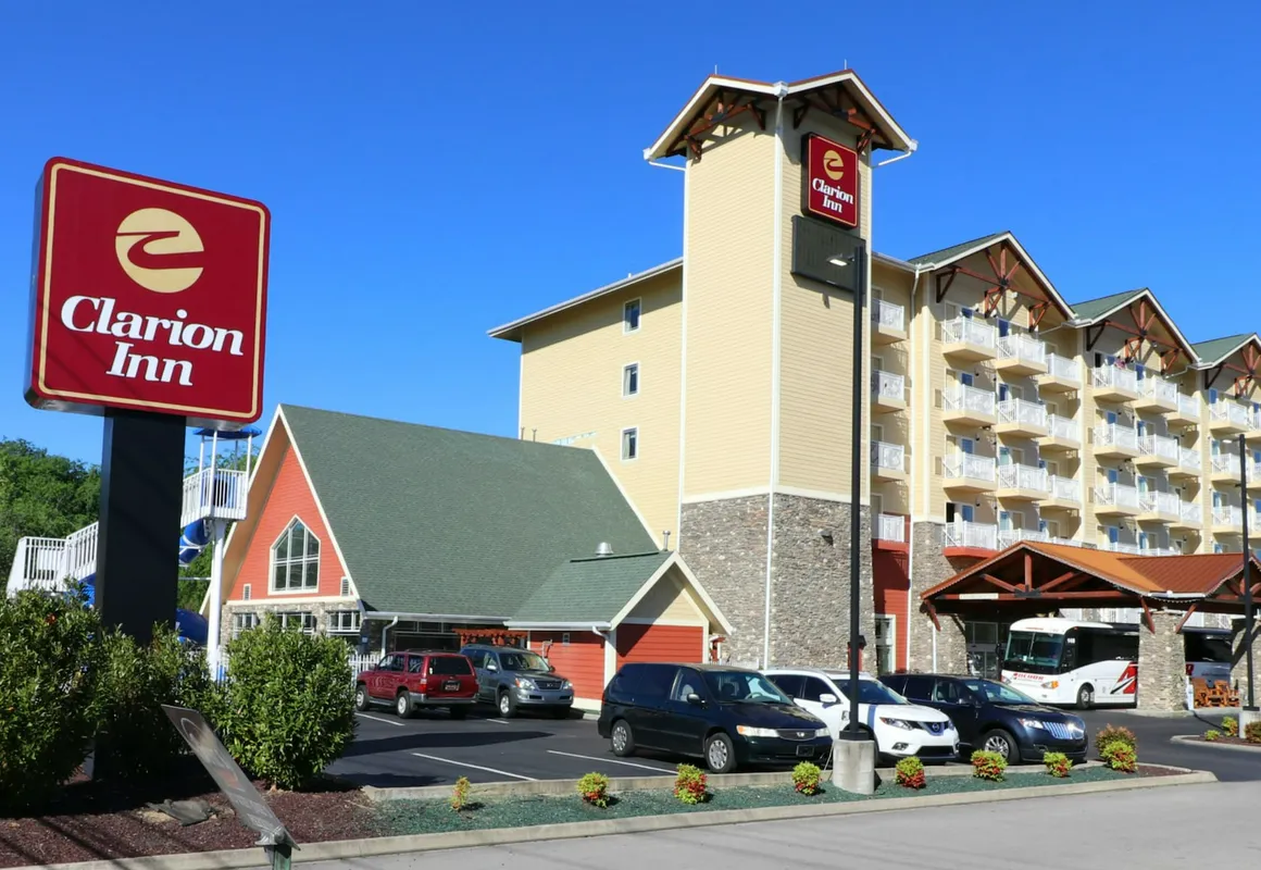 Clarion Inn hotel hero