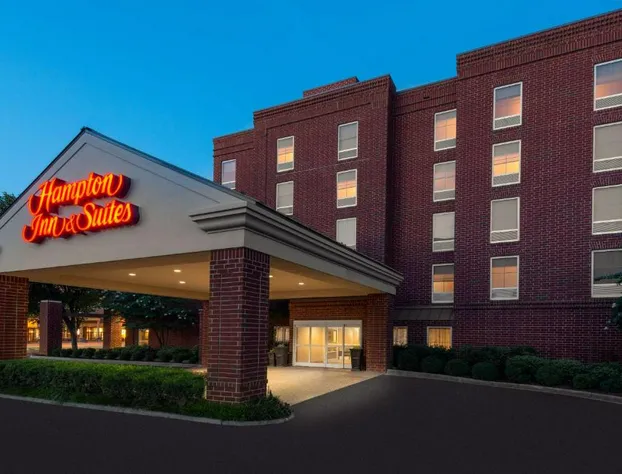 Hampton Inn & Suites Charlottesville-At the University hotel detail image 1