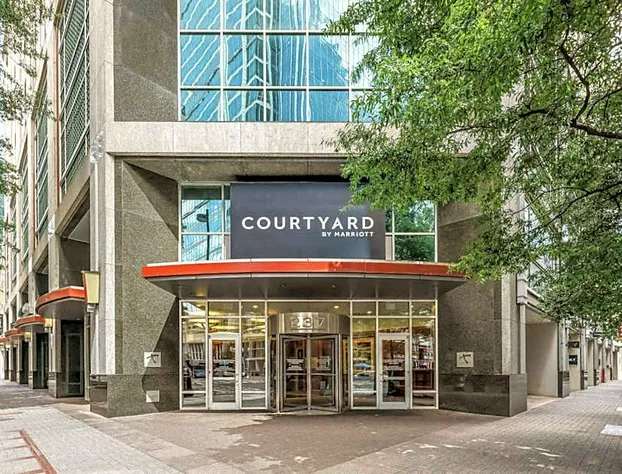 Courtyard by Marriott Charlotte City Center hotel detail image 1