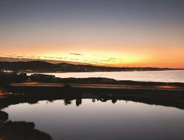Embassy Suites by Hilton Monterey Bay Seaside hotel detail image 2