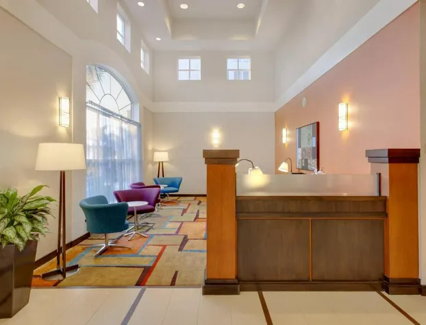 Fairfield Inn & Suites by Marriott San Francisco Airport hotel detail image 1